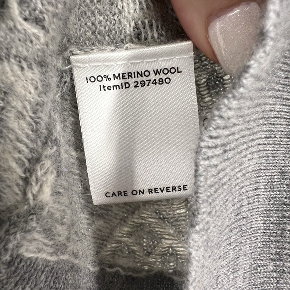 L. L. Bean Women's XS Fair Isle Nordic 100% Merino Wool Crew Turtleneck Sweater - Picture 3 of 9